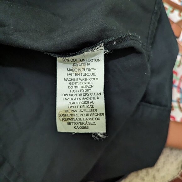 HOLT RENFREW Black Fitted Blouse French Cuffs L - Picture 4 of 4